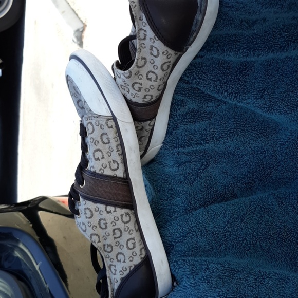 GUESS TENNIS SHOES - Picture 6 of 8